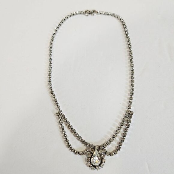 Vintage Mid Century Art Deco Teardrop Draped Clear Studded Rhinestone Necklace - Picture 6 of 10